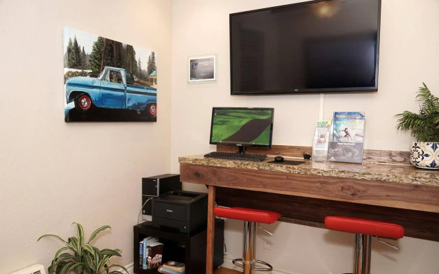 Urban Boutique Hotel