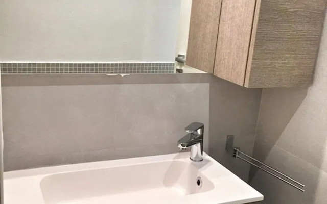 Oleandro 1 Apartment in Mergozzo With Pool