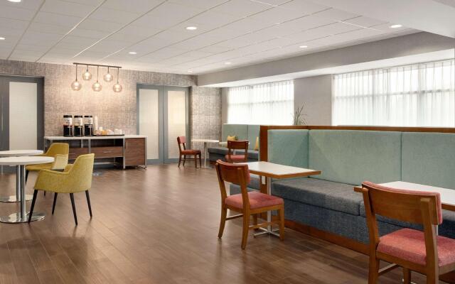 Hampton Inn St. Louis - Columbia