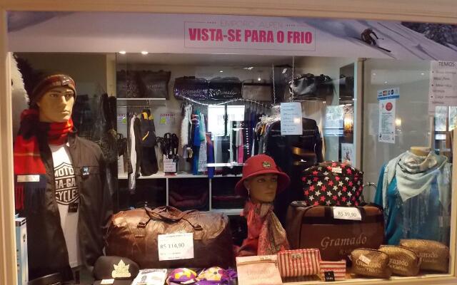 Apart-hotel em Gramado, padrão 4 estrelas, no centro