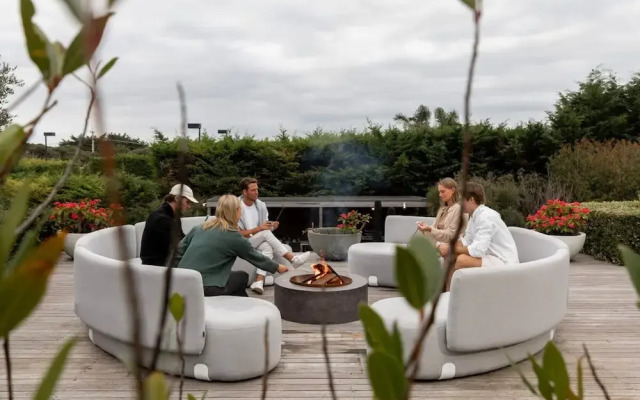 Luxury Portsea Sanctuary Gas Heat Pool Gardens