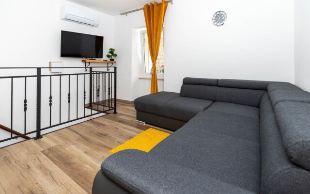 Amazing Apartment in Veprinac With Wifi and 2 Bedrooms