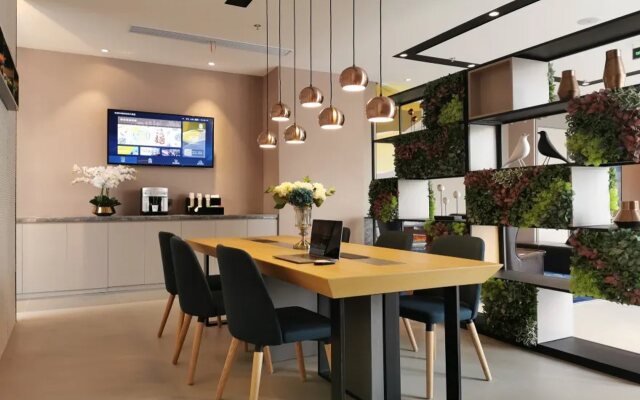 Homeinn Selected Hotel (Nantong Tongzhou Century Bridge)