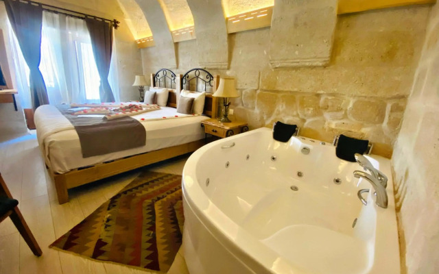 Rose Valley Hotel
