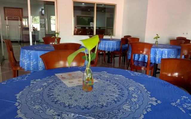 Puri Jaya Hotel