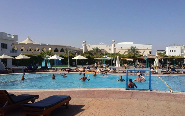 Sharm Cliff Resort