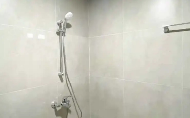 Homey And Enjoy Living Studio Pollux Chadstone Apartment