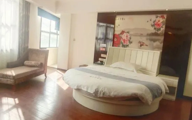 Manzhou Hotel (Yongshun Yinhe Branch)