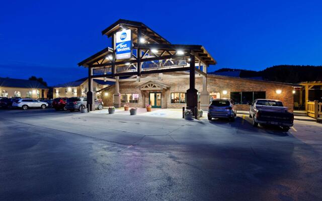 Best Western Golden Spike Inn & Suites