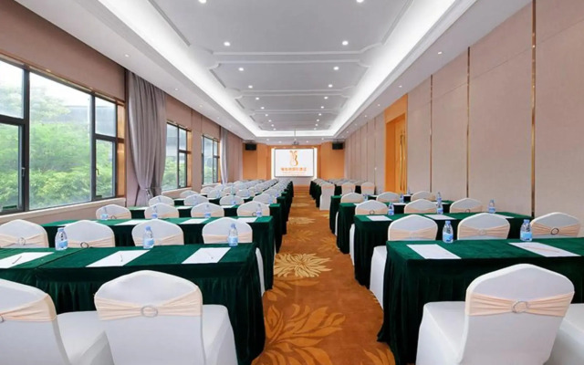 Vienna International Hotel (Shenzhen Airport Hangcheng)