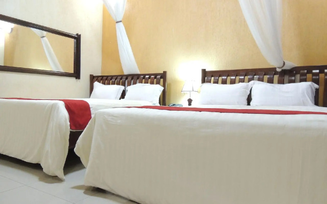 Cari Hotel