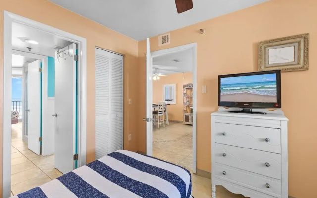 Oceania Plaza 808