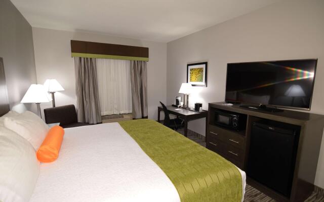 Best Western Plus Liberal Hotel & Suites