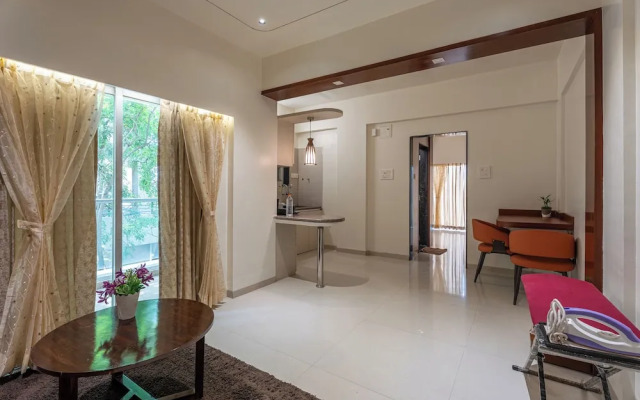 StayBird - Azure Suites Business Hotel