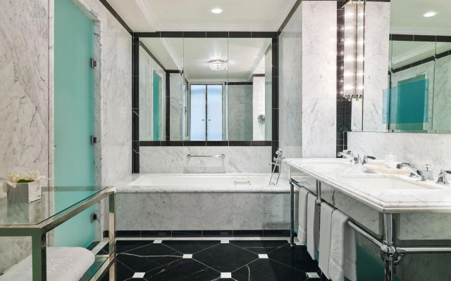 5th & 55th Residence Club