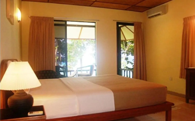 D'Coconut Lagoon – Guest Rooms – Lang Tengah Island