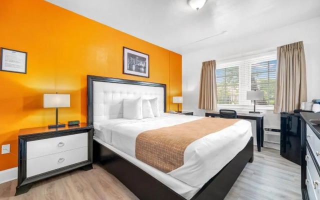 Travelodge by Wyndham Miami Biscayne Bay