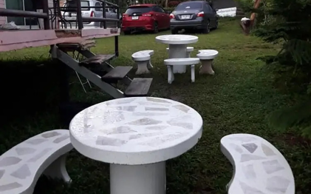 Tiw & Piw Talaymok at Khao Kho