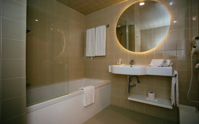 Axis Vermar Conference & Beach Hotel