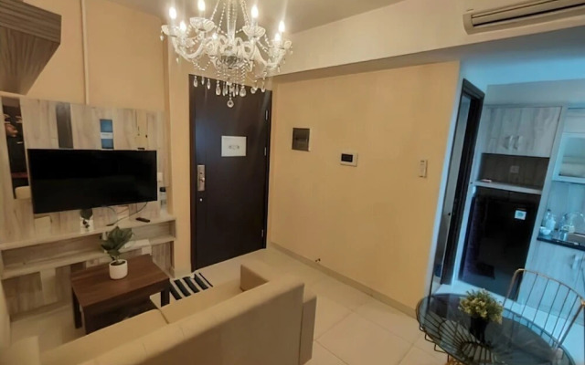 Staycation Jakarta Kensington Royal