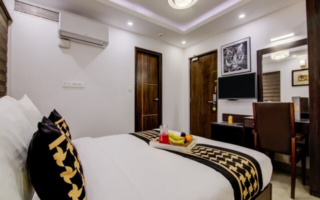 Collection O 30015 Kanaka Grand Hebbal