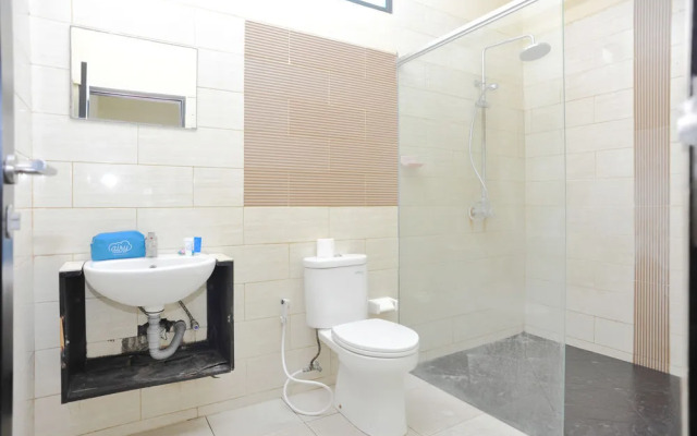 Airy Kuta Kartika Plaza Gang Samudra B2000 Bali