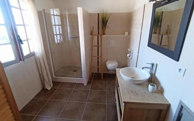 Haut de villa en duplex T2 avec terrasse vue rade