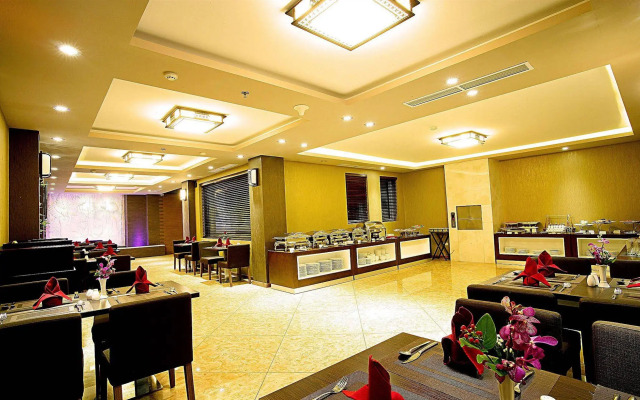 Skylark Hotel