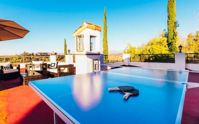 Via Del Sur By Avantstay Spanish Villa W Views Walk To Wineries