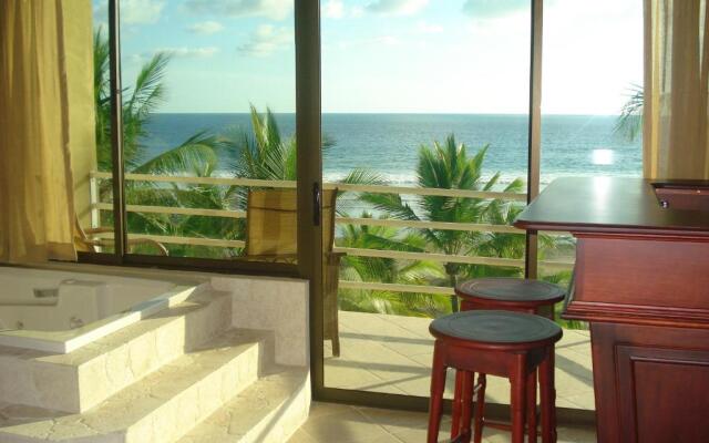 Balcon del Mar Beach Front Hotel