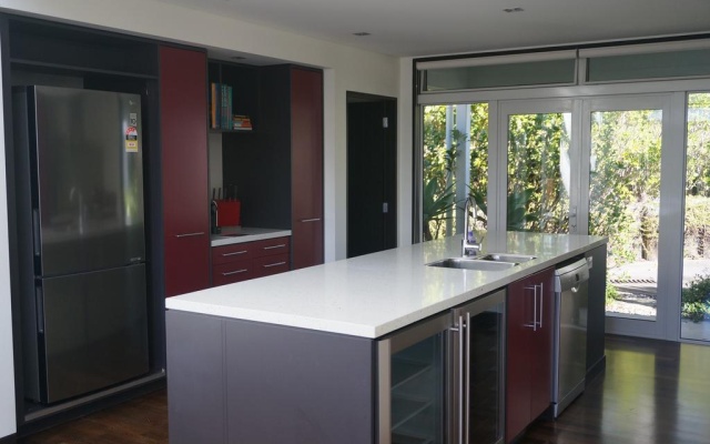 Paroa Bay Winery – Guest Rooms – Russell