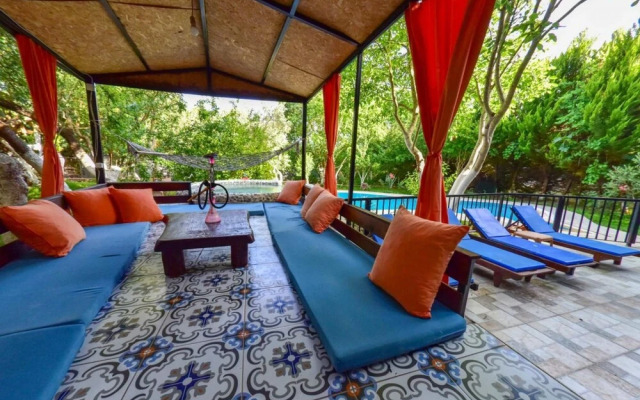 Peaceful Villa With Private Pool and Garden in Fethiye