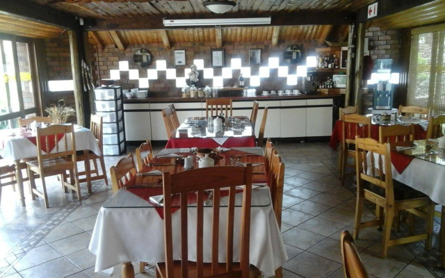 Aark Guest Lodge