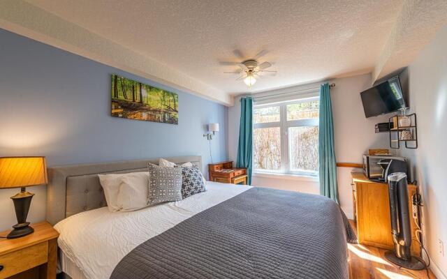 WindTower Resort - 1 BR Suite or 1 Single Room