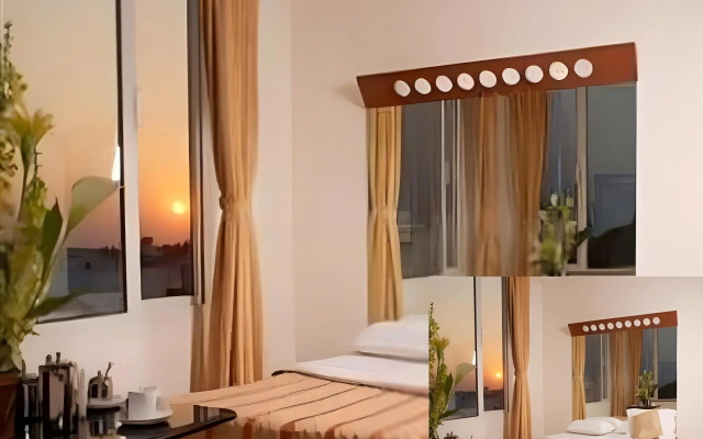 Lotus Bay View Hotel