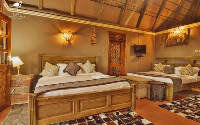 Lake Munyanyange Caves Lodge