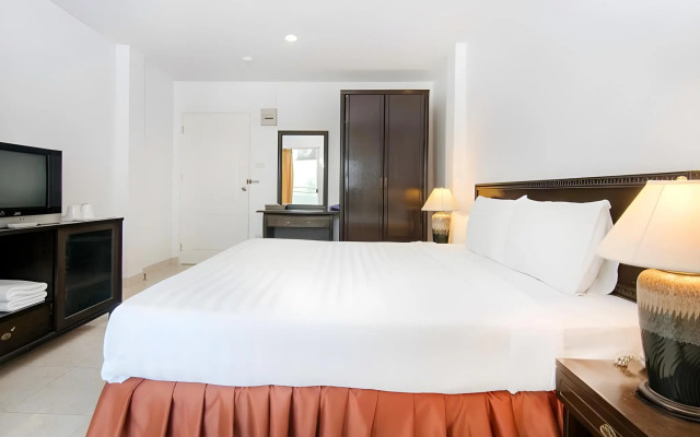 The Phoenix Hotel Bangkok