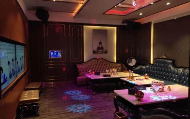 Hesheng Hotel