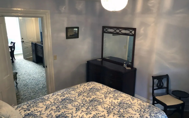 The Parsonage Inn LLC