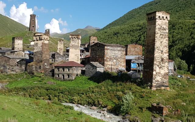Hotel Ushba Hill
