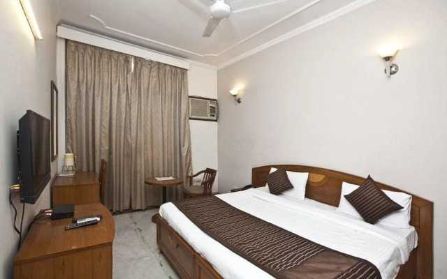 OYO Rooms Hazrat Nizamuddin