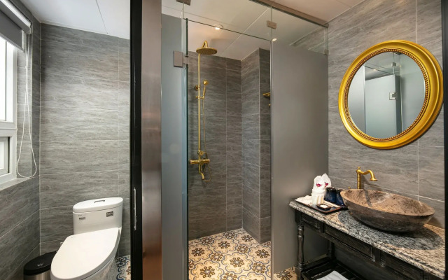 Shining Boutique Hotel and Spa