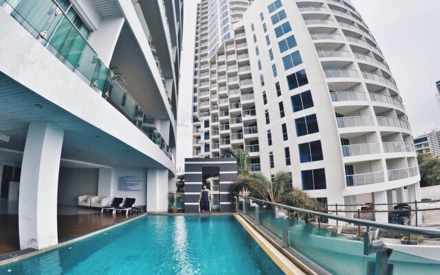 Royal Beach View