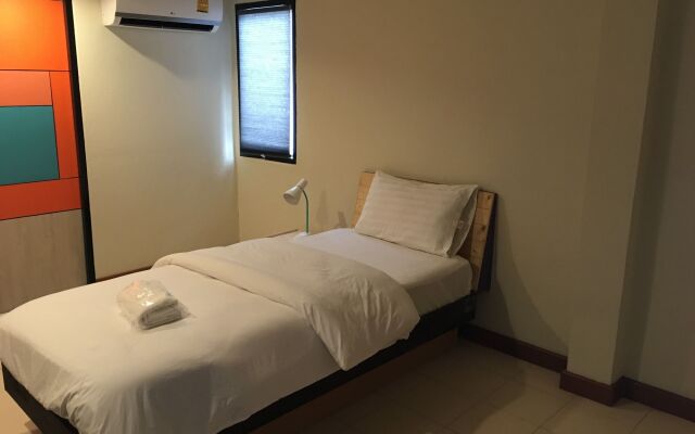 ROOM at PRACHACHUEN