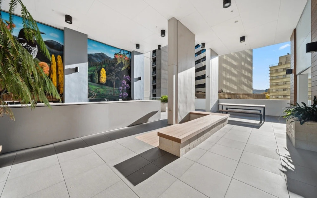 Stylish 2-bed Apartment in Canberra CBD – Lobby – Canberra