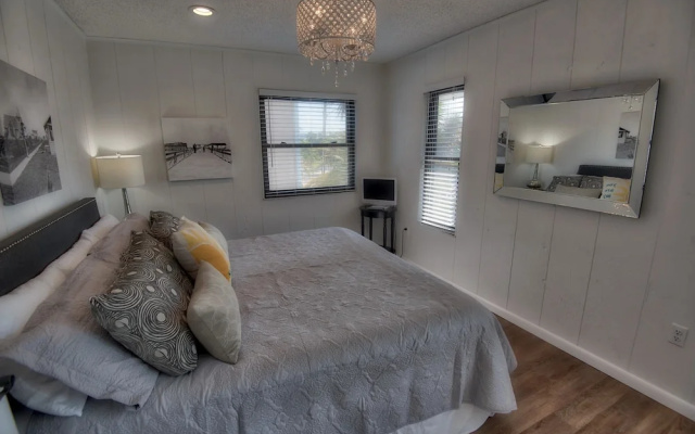 Casa on the Beach Apartment 3