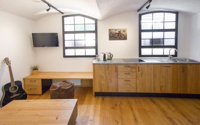 DAREBELL Loft Gratkorn Top 1