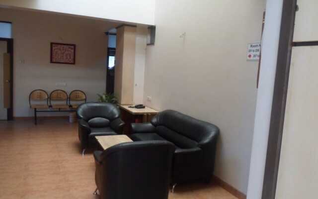 Hotel Rajmahal