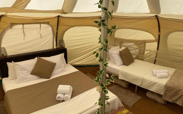 Fonclaire Holidays Glamping 'Luxury Camping'