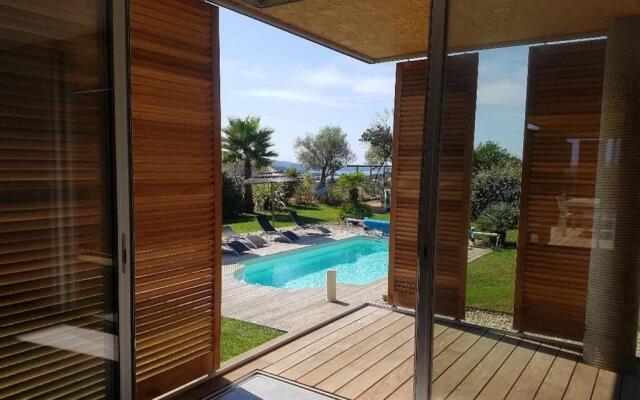 Splendide appartement T3 piscine et vue mer
